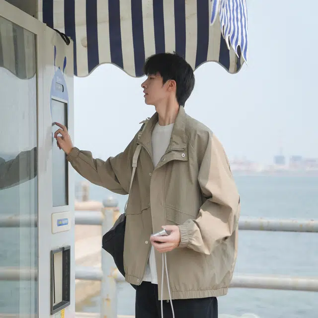 港仔文艺男 美式复古拼接解构螺纹袖口设计立领工装飞行员上衣休闲宽松纯色百搭简约夹克外套 男女同款