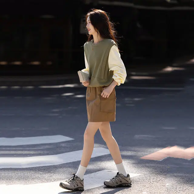 【dme】 简约撞色圆领套头长袖卫衣 女款 茶绿