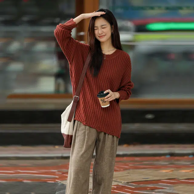 【dme】 复古时髦休闲宽松圆领百搭长袖针织衫 女款