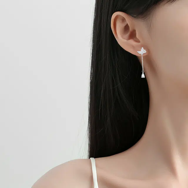 S925