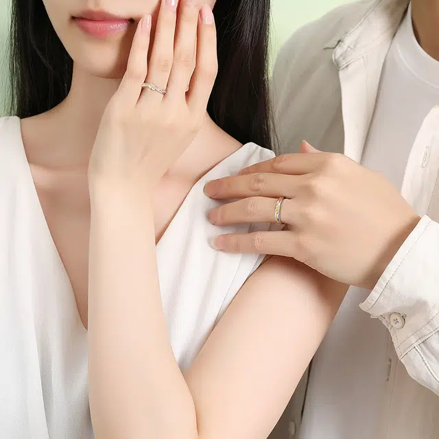 S925