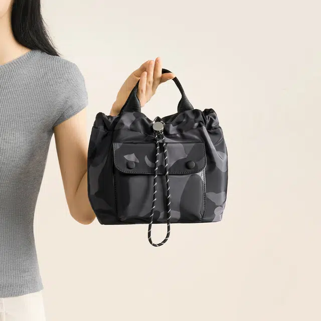 红蜻蜓 时尚潮流百搭高级 织物 单肩斜挎手提包 常规 女款 多色