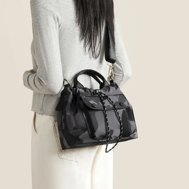 红蜻蜓 时尚潮流百搭高级 织物 单肩斜挎手提包 常规 女款 多色