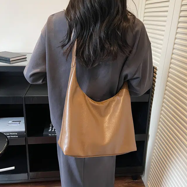 CAREELL ins PU Tote