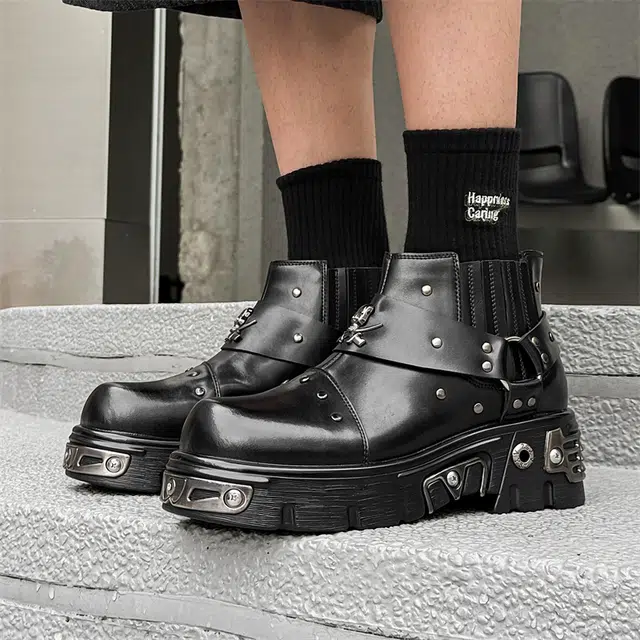 潮流百搭软底内增高英伦风铆钉舒适 短筒 马丁靴 男款