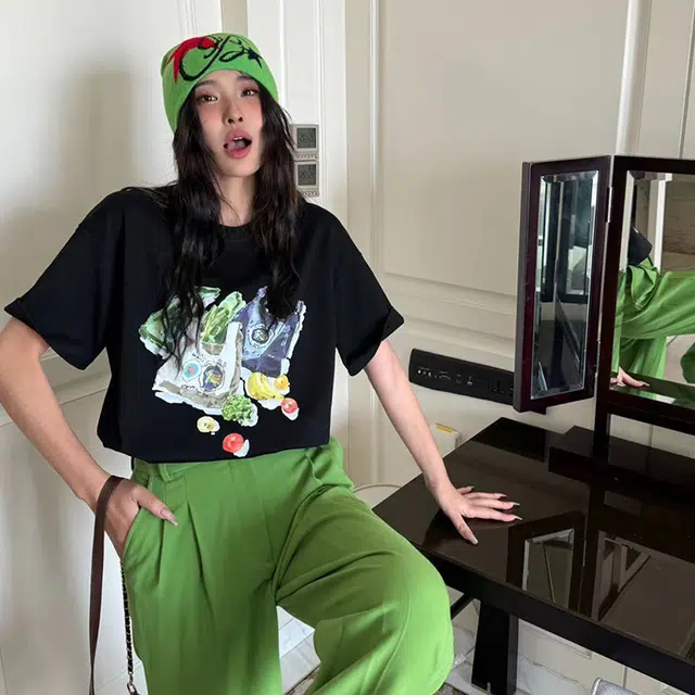 Katie Ermilio T