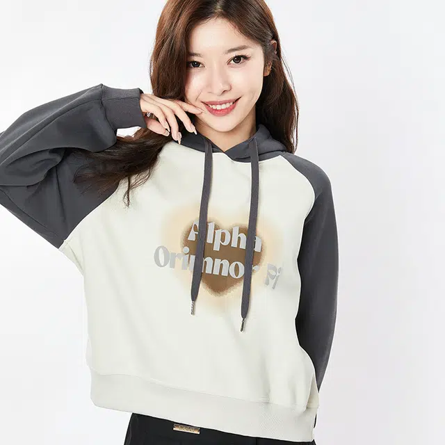 Katie Ermilio oversize