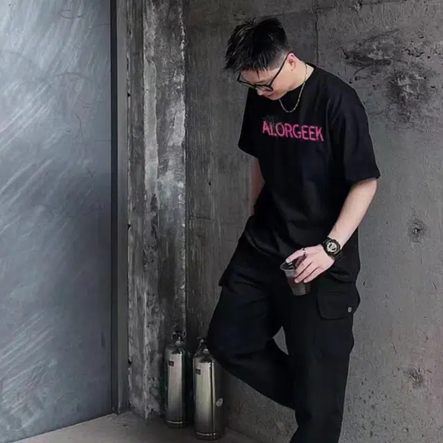 ALORGEEK logoT