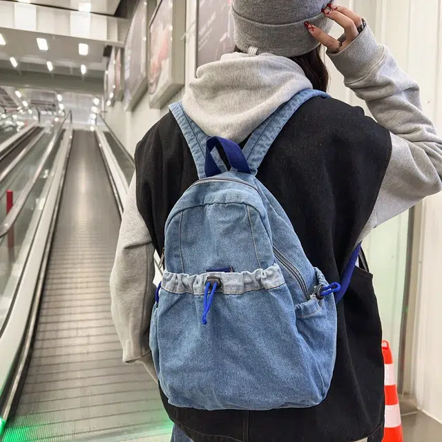巴朗熊 潮流休闲百搭 牛仔布 双肩包 常规 女款 多色