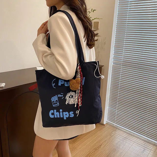 巴朗熊 可爱印花百搭文艺慵懒风通勤 涤纶 单肩包托特包 女款 蓝色