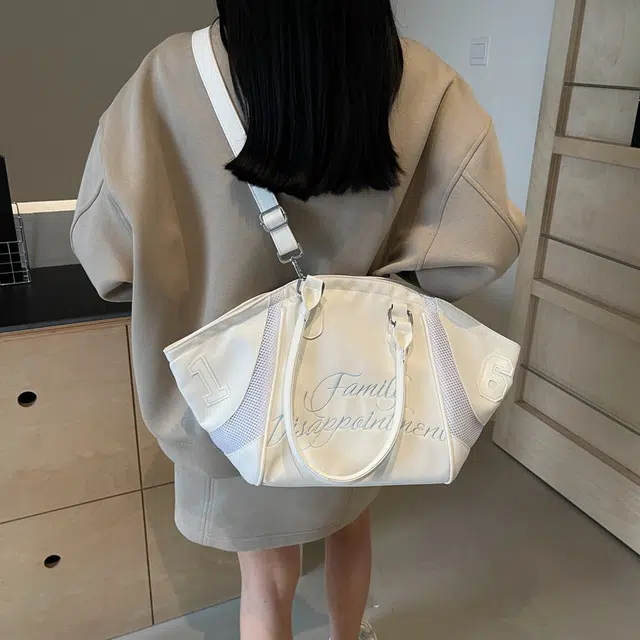 巴朗熊 小众设计感百搭潮流 涤纶 单肩包 常规 女款 多色