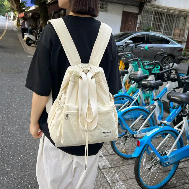 巴朗熊 小众潮流百搭 尼龙 双肩包 常规 女款 多色