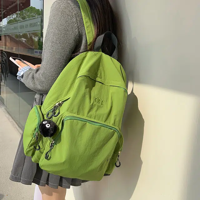 巴朗熊 日系休闲文艺简约纯色褶皱 尼龙 双肩包 男女同款情侣款 多色