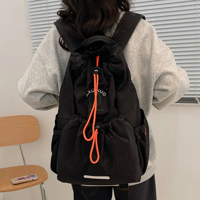 巴朗熊 轻便款抽绳休闲大学生大容量百搭运动旅行 尼龙 男女同款情侣款 双肩包 多色