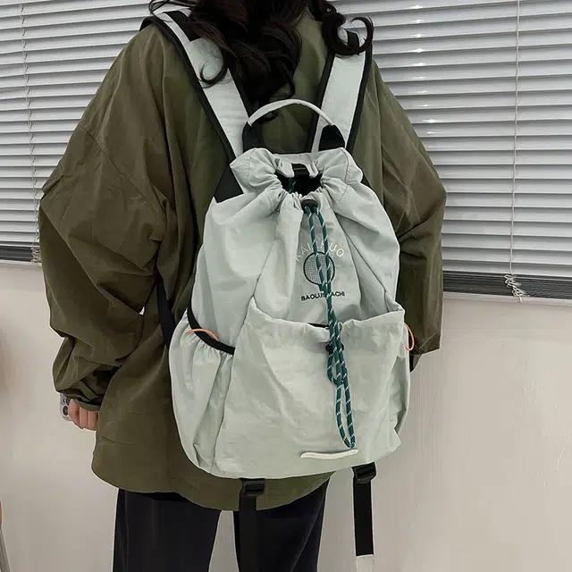 巴朗熊 轻便款抽绳休闲大学生大容量百搭运动旅行 尼龙 男女同款情侣款 双肩包 多色