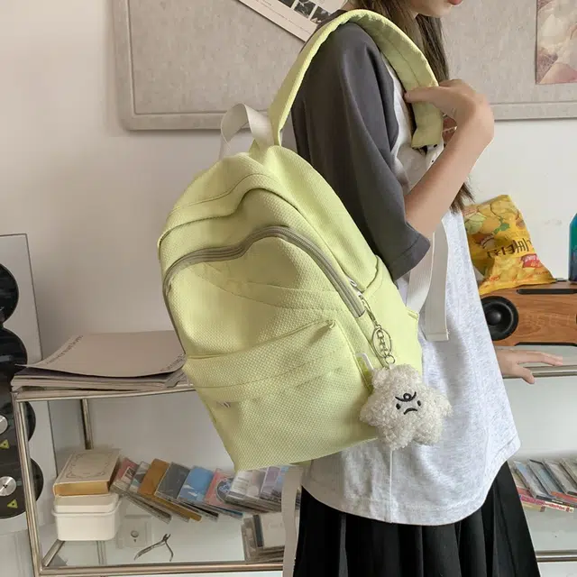 巴朗熊 日系简约百搭纯色高级感可爱学生休闲 尼龙 双肩包 常规 男女同款情侣款 多色