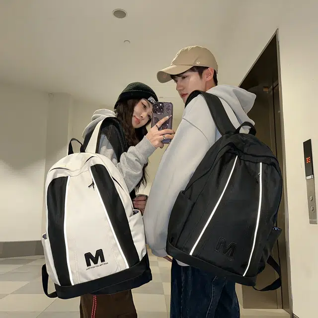 巴朗熊 休闲撞色运动旅行收纳大容量多层通勤 尼龙 双肩包 男女同款情侣款 多色