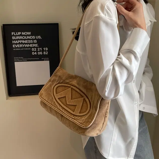 巴朗熊 复古风时尚休闲潮流 牛仔布 单肩包 常规 男女同款情侣款 蓝色/黑色/卡其色