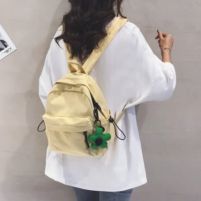 巴朗熊  简约纯色森系学生上课轻便 尼龙 双肩包 女款 多色