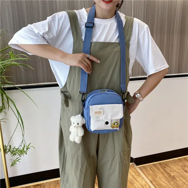 巴朗熊  尼龙 轻便 单肩斜挎包 小清新可爱 男女通用 多色