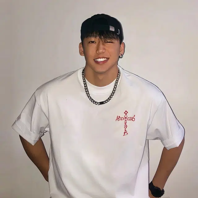 HIPHOPPUNKS T