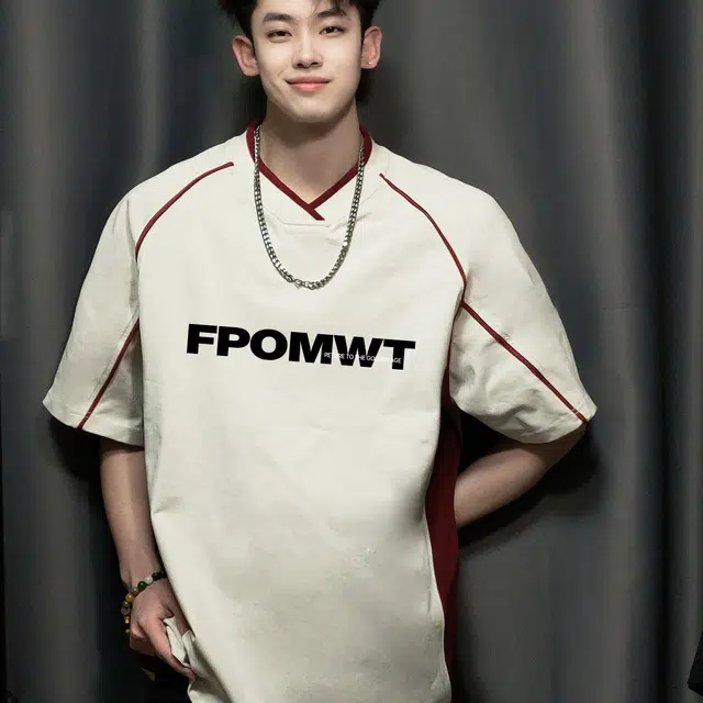 HIPHOPPUNKS T