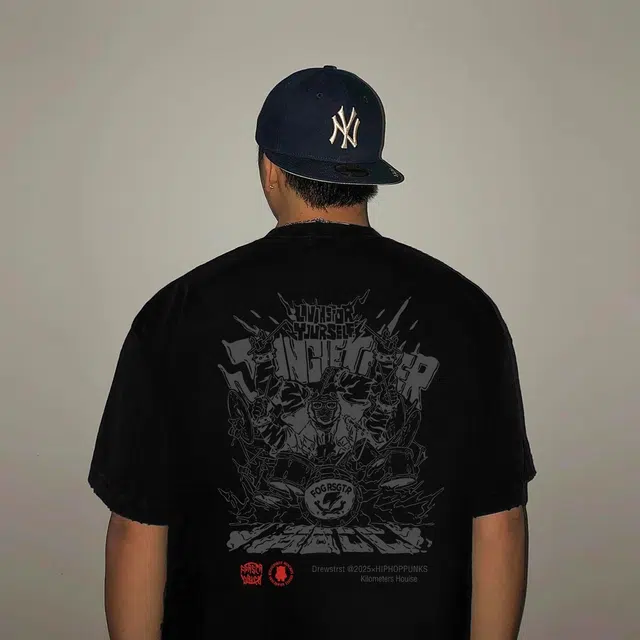 HIPHOPPUNKS T