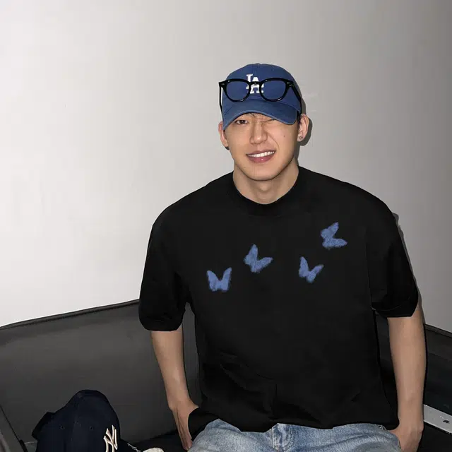 HIPHOPPUNKS T