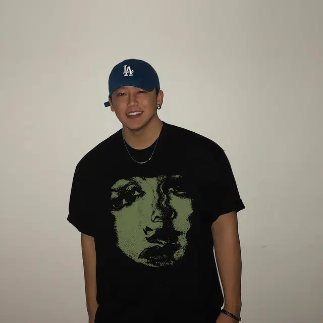 HIPHOPPUNKS T