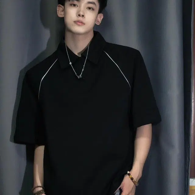 HIPHOPPUNKS T