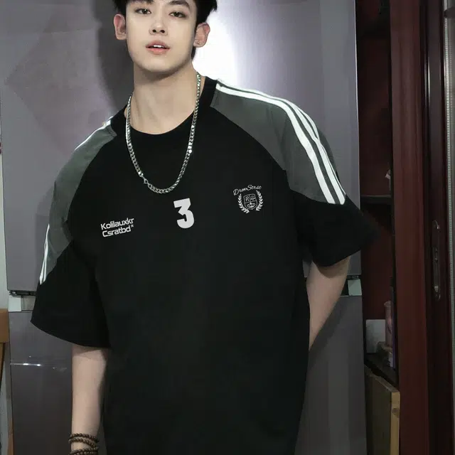 HIPHOPPUNKS T