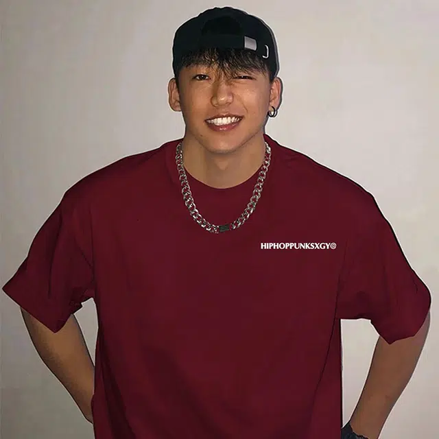 HIPHOPPUNKS T