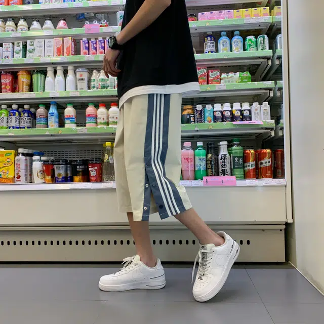 费尔岛上的猫 美式复古潮流七分裤 宽松百搭 舒适透气 个性拼接设计休闲短裤 男女同款