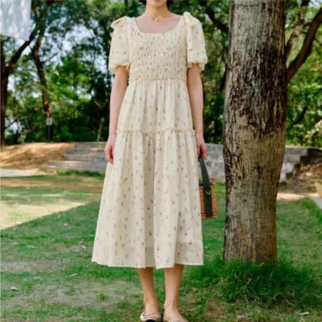 茵曼 休闲舒适时尚百搭短袖连衣裙 女款 黄底印花