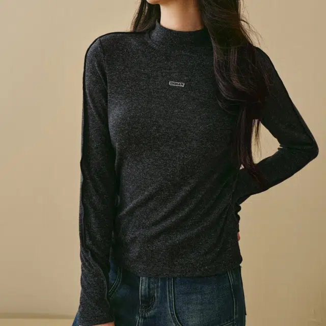 茵曼 法式半高领修身显瘦长袖内搭打底衫针织衫 女款