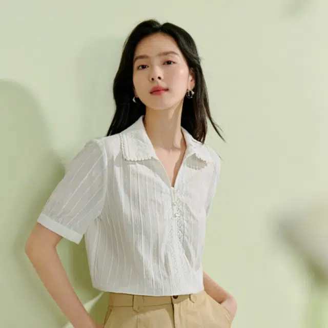 茵曼 纯棉花边蕾丝翻领提花短袖衬衫 女款