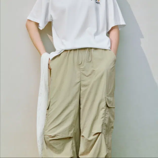 茵曼 直筒口袋设计感显瘦抽绳宽松工装裤休闲裤 女款