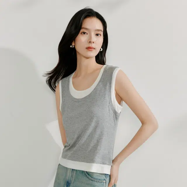 茵曼 简约百搭撞色假两件设计感内搭无袖背心 女款