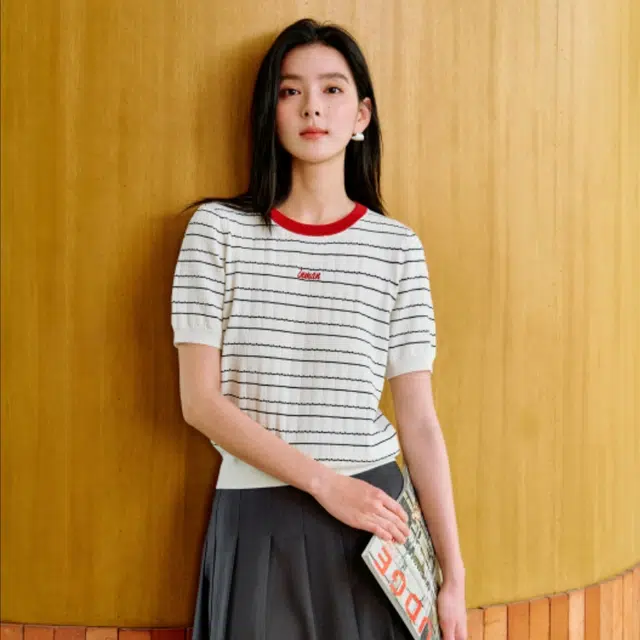 茵曼 休闲条纹通勤显瘦舒适百搭短袖针织衫 女款