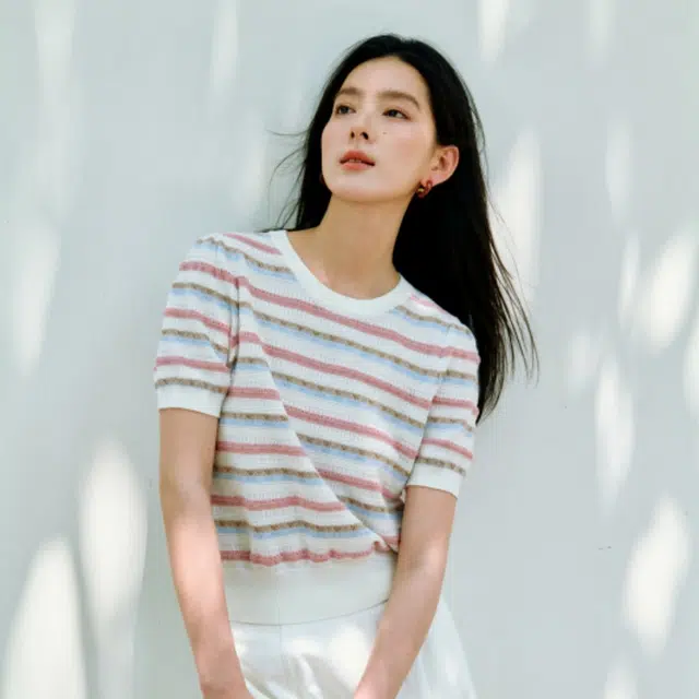 茵曼 多巴胺泡泡袖显瘦时尚短袖针织衫 女款 彩虹条纹
