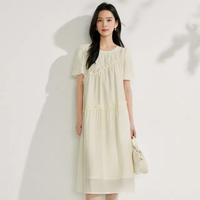 茵曼 木耳边收褶女装设计感短袖仙女裙子长袖连衣裙 女款 浅杏色
