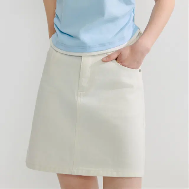 茵曼 纯色合身适中高腰休闲短裙 女款