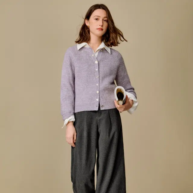 茵曼 纯色百搭简约舒适针织衫 女款