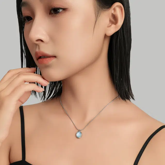 MISS XIA JWY