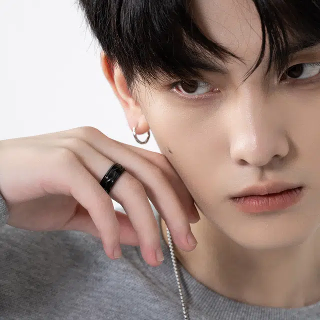 MISS XIA JWY