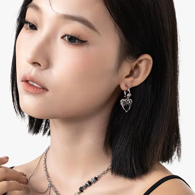 MISS XIA JWY