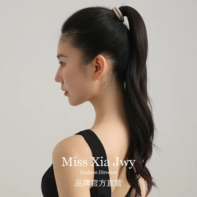 MISS XIA JWY