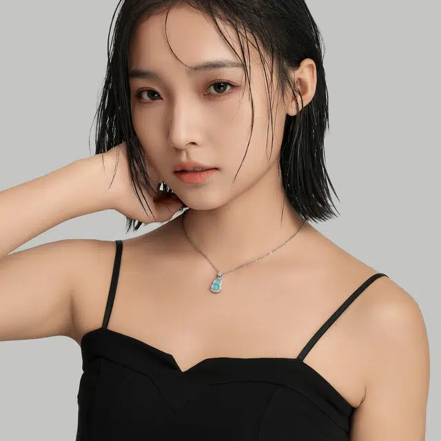 MISS XIA JWY