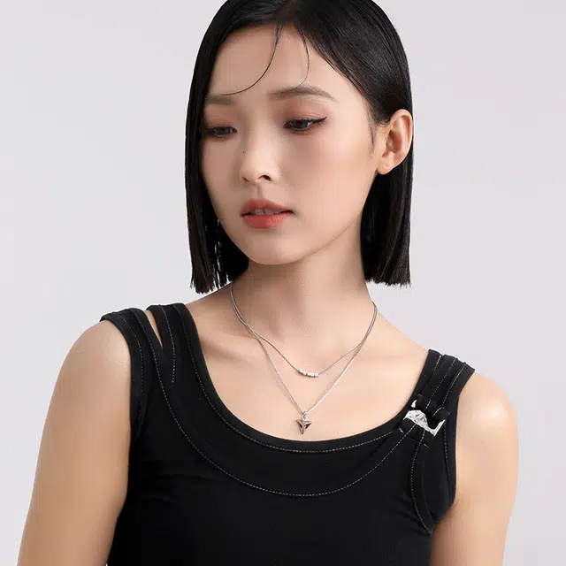 MISS XIA JWY