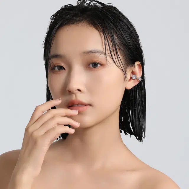MISS XIA JWY